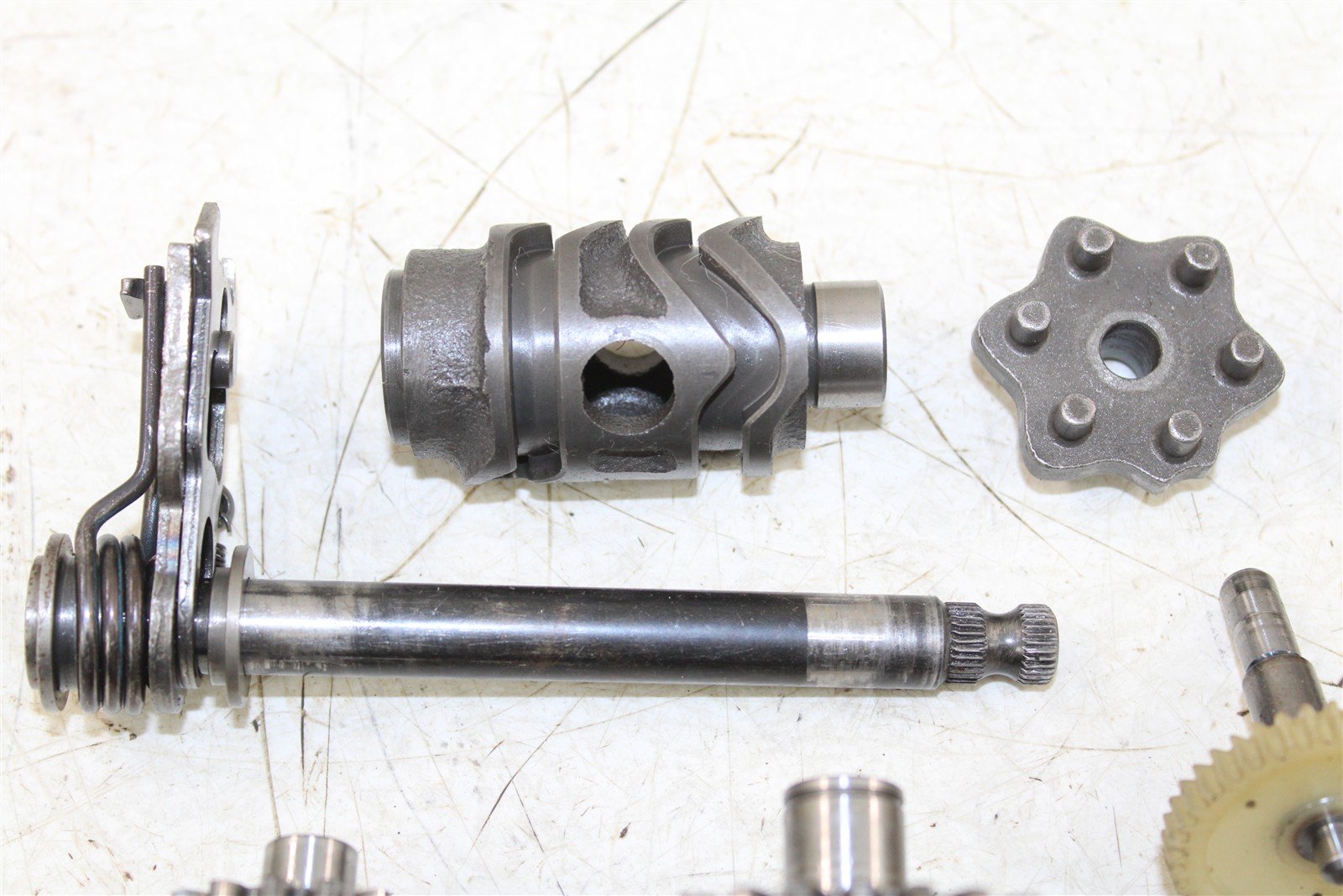 2003 Kawasaki KX 85 Transmission Gears Shaft Shift Forks Drum 27036