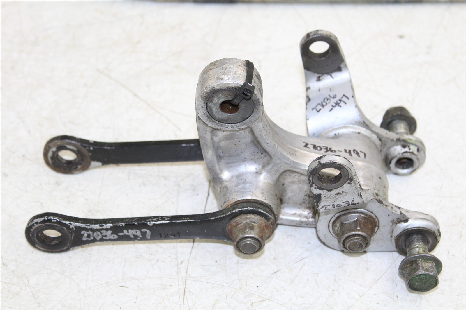 2003 Kawasaki KX 85 Linkage Suspension Link Rear Relay Arm 27036