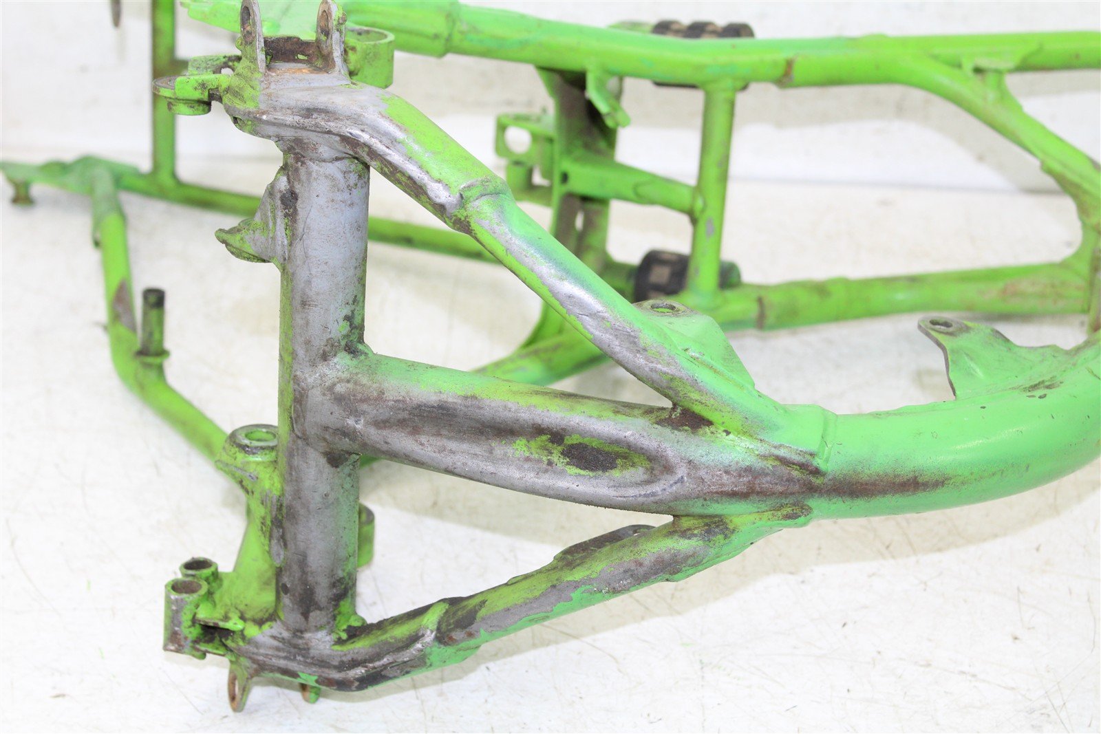 2003 Kawasaki KX 85 Main Frame Chassis BOS 27036