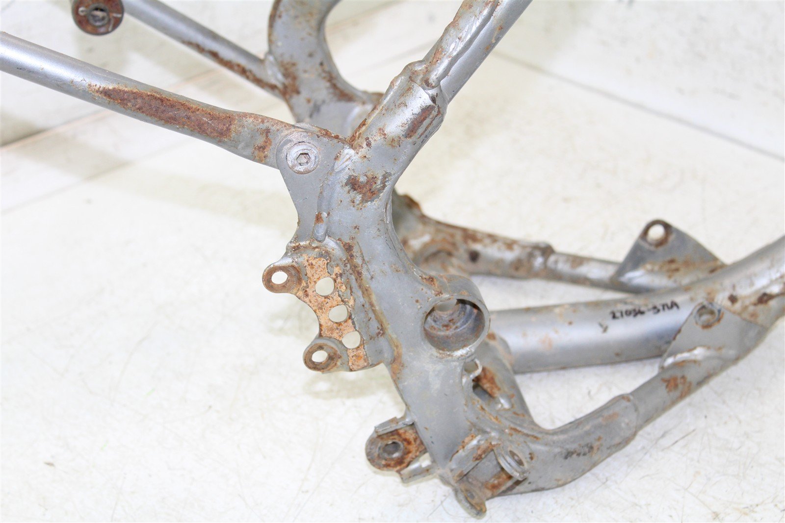 2003 Kawasaki KX 85 Main Frame Chassis 27036