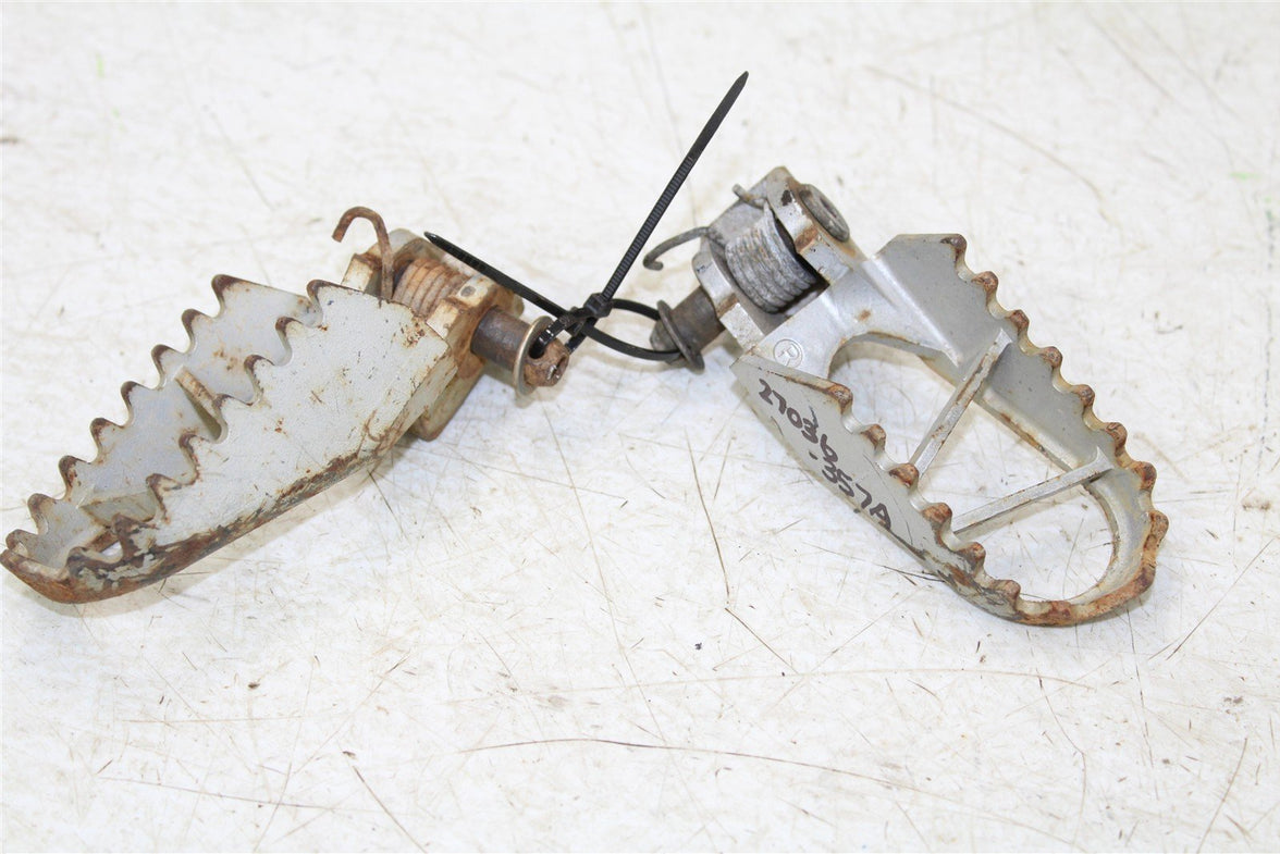 2003 Kawasaki KX 85 Foot Pegs Set Hardware Springs Rests 27036