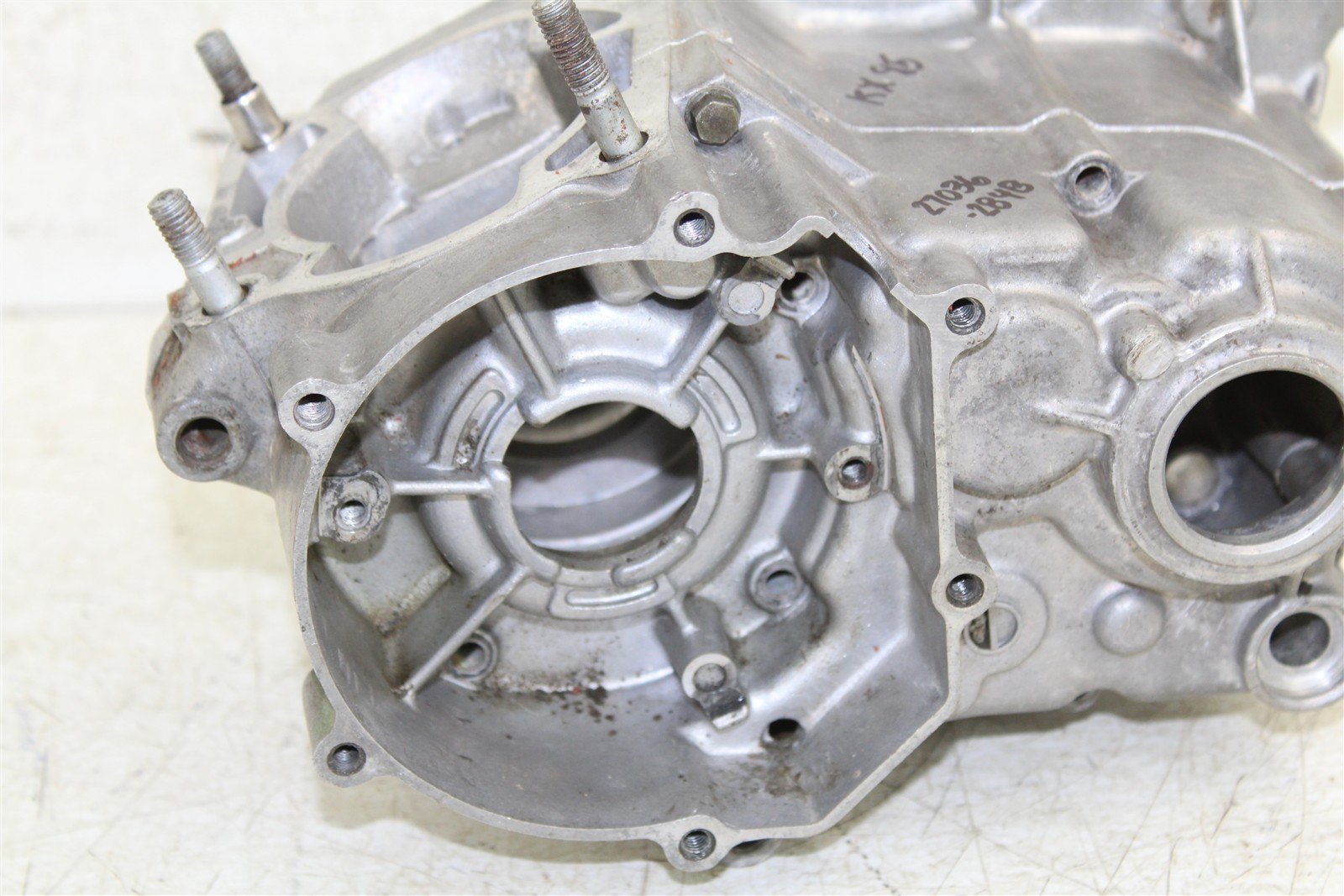 2003 Kawasaki KX 85 Engine Cases Crankcase Motor Left Right 27036