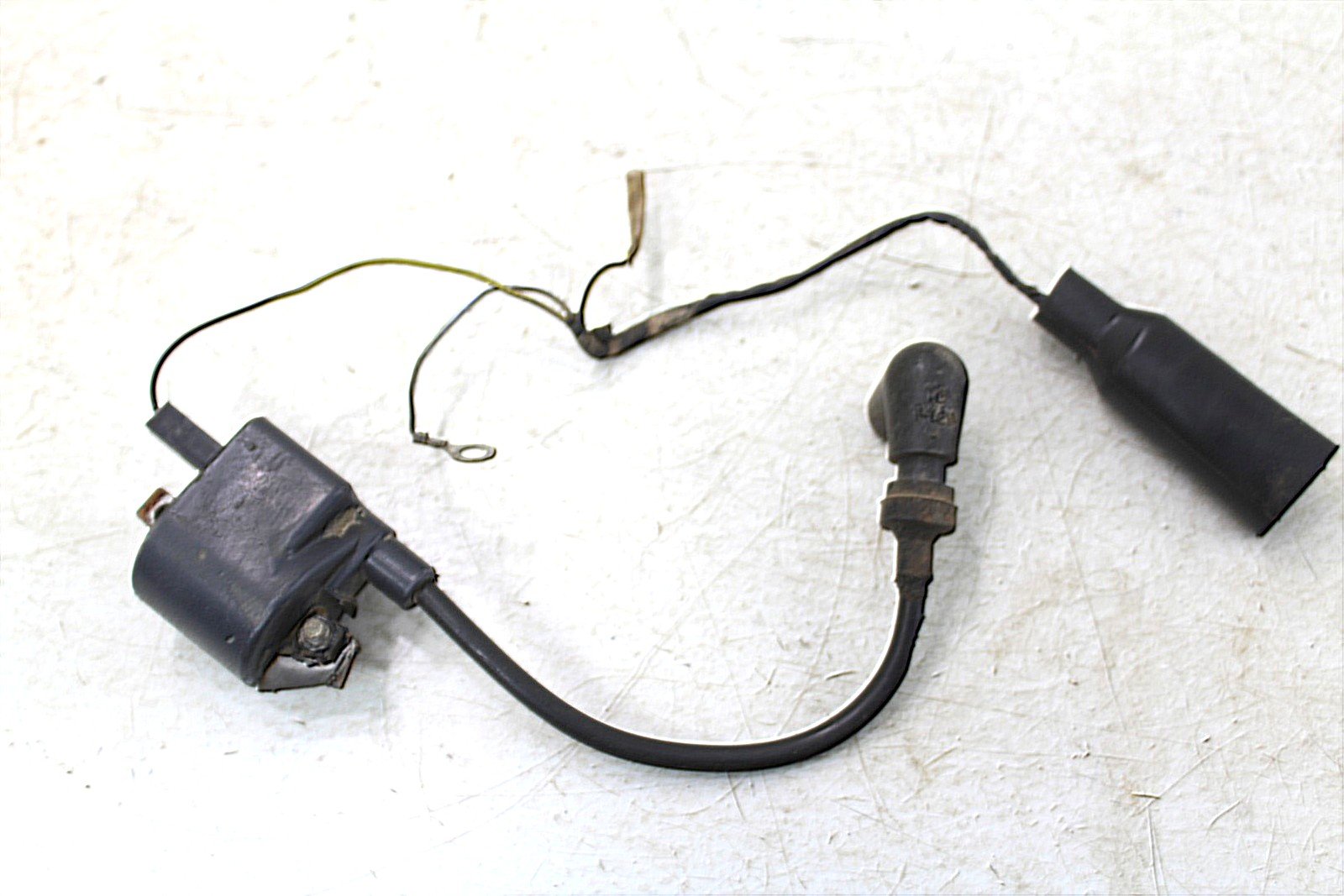 2001 Suzuki JR 80 Ignition Coil Spark Plug Boot 46038