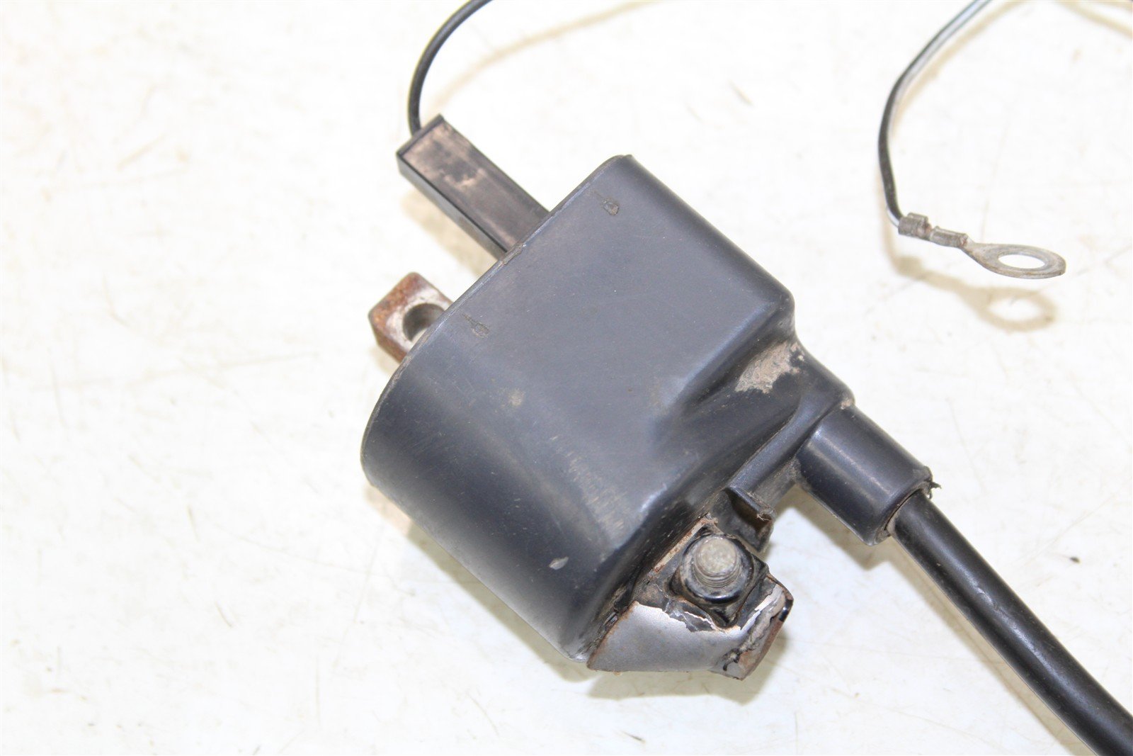 2001 Suzuki JR 80 Ignition Coil Spark Plug Boot 46038