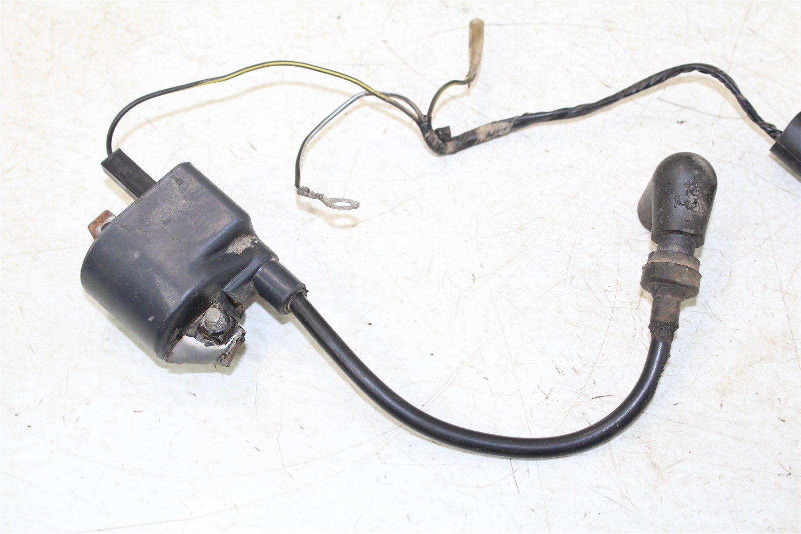 2001 Suzuki JR 80 Ignition Coil Spark Plug Boot 46038