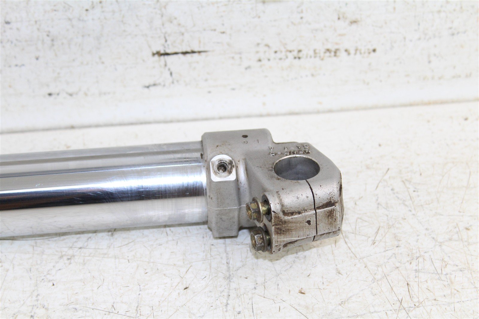 2005 Honda CRF 450R Fork Tubes Front Suspension Triple Clamps 15077