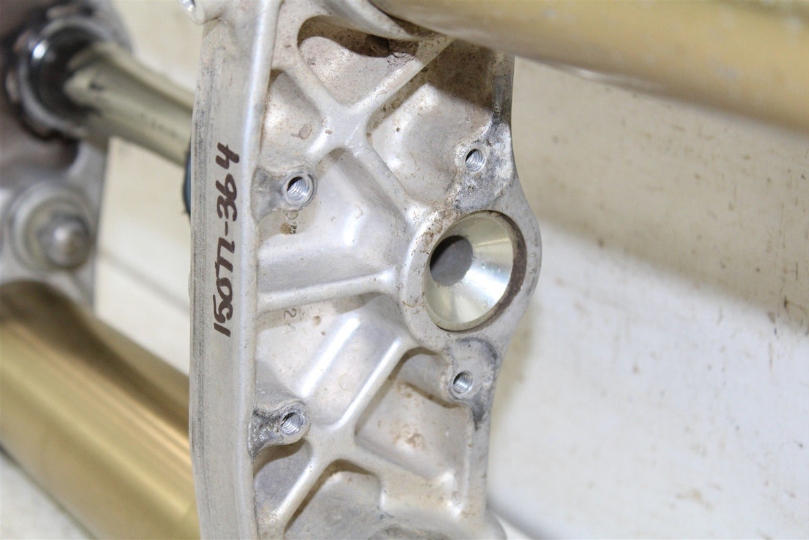 2005 Honda CRF 450R Fork Tubes Front Suspension Triple Clamps 15077