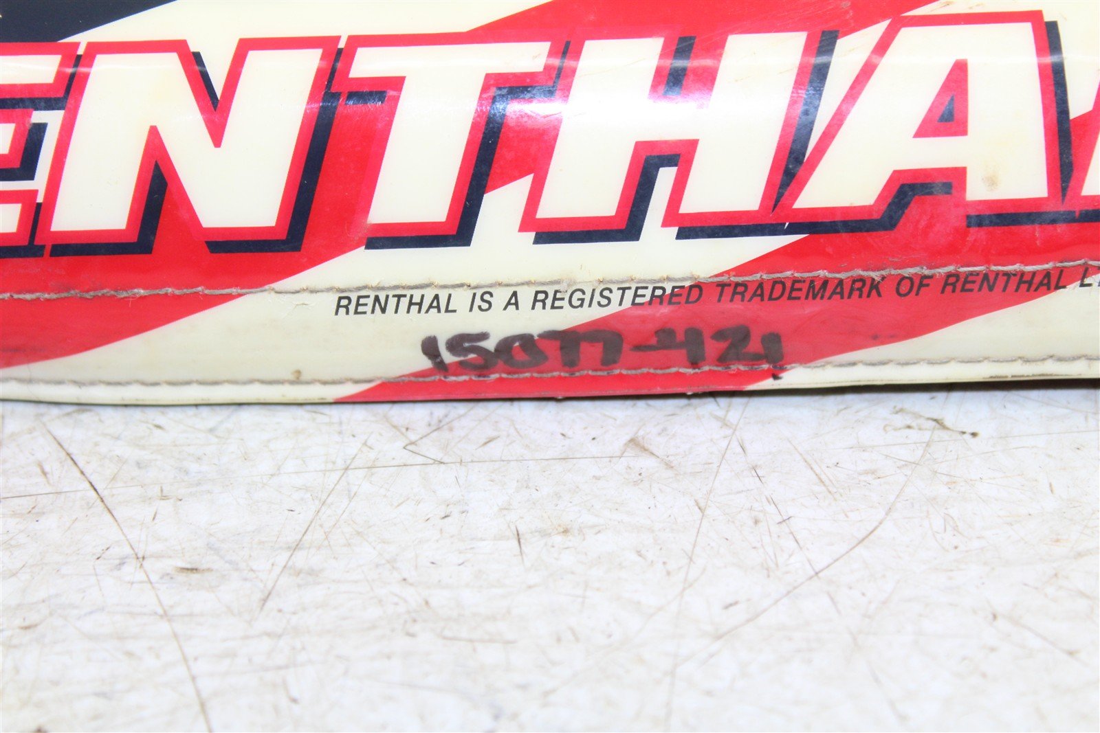 2005 Honda CRF 450R Renthal USA Flag Handlebar Bar Pad Cross Bar 15077