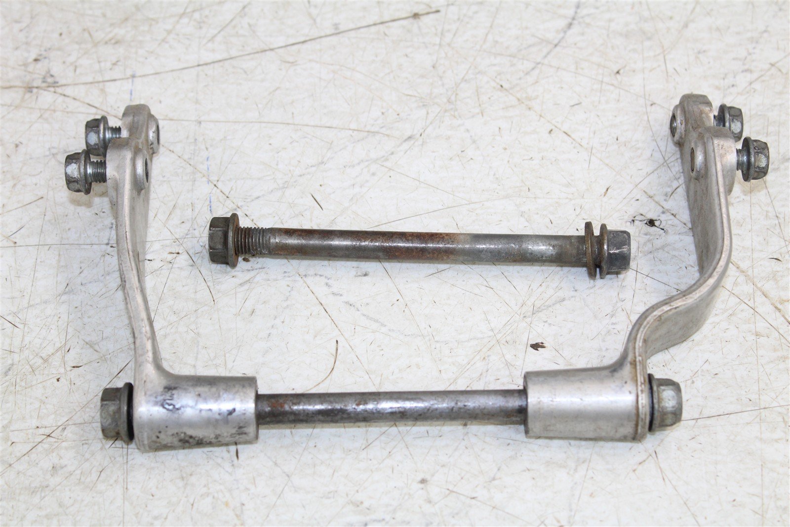 2005 Honda CRF 450R Motor Mounts Engine Brackets Hardware 15077