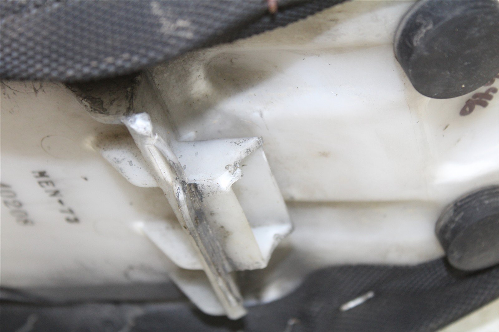 2005 Honda CRF 450R Seat 15077