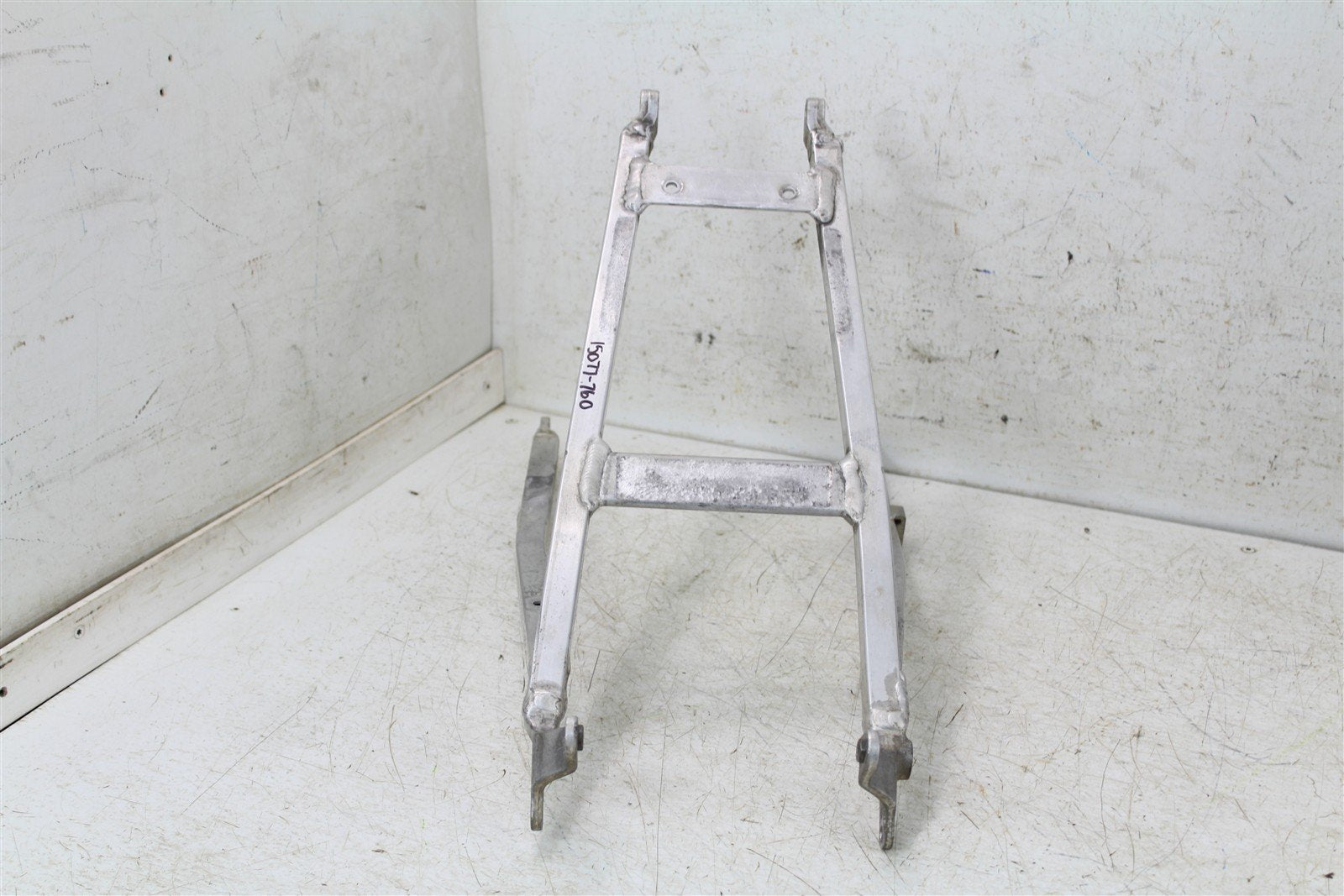 2005 Honda CRF 450R Sub frame Subframe 15077