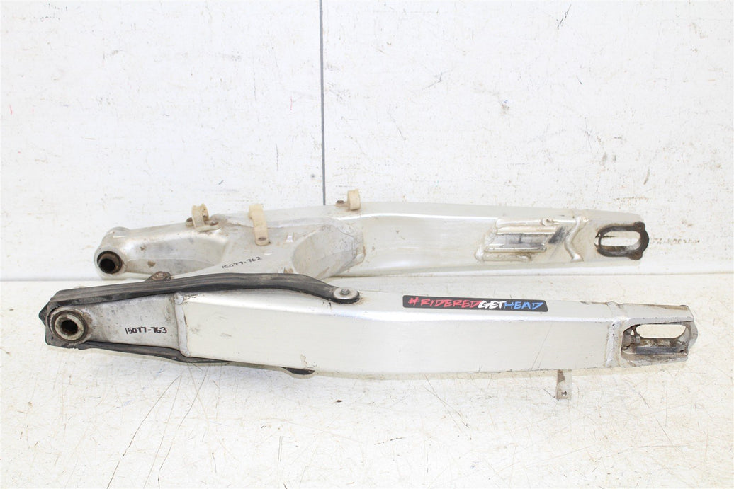 2005 Honda CRF 450R Swingarm Swing Arm 15077