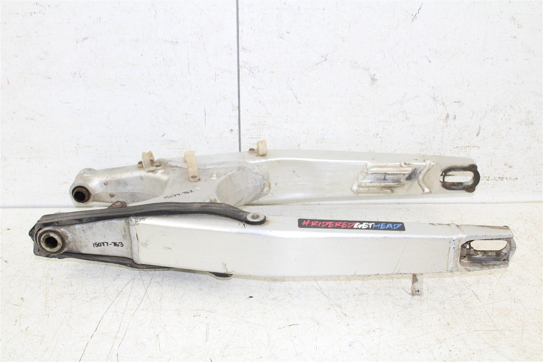 2005 Honda CRF 450R Swingarm Swing Arm 15077