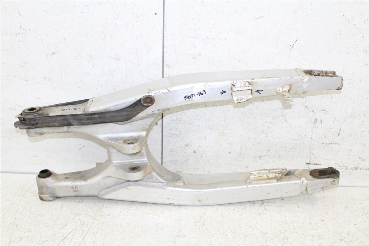 2005 Honda CRF 450R Swingarm Swing Arm 15077