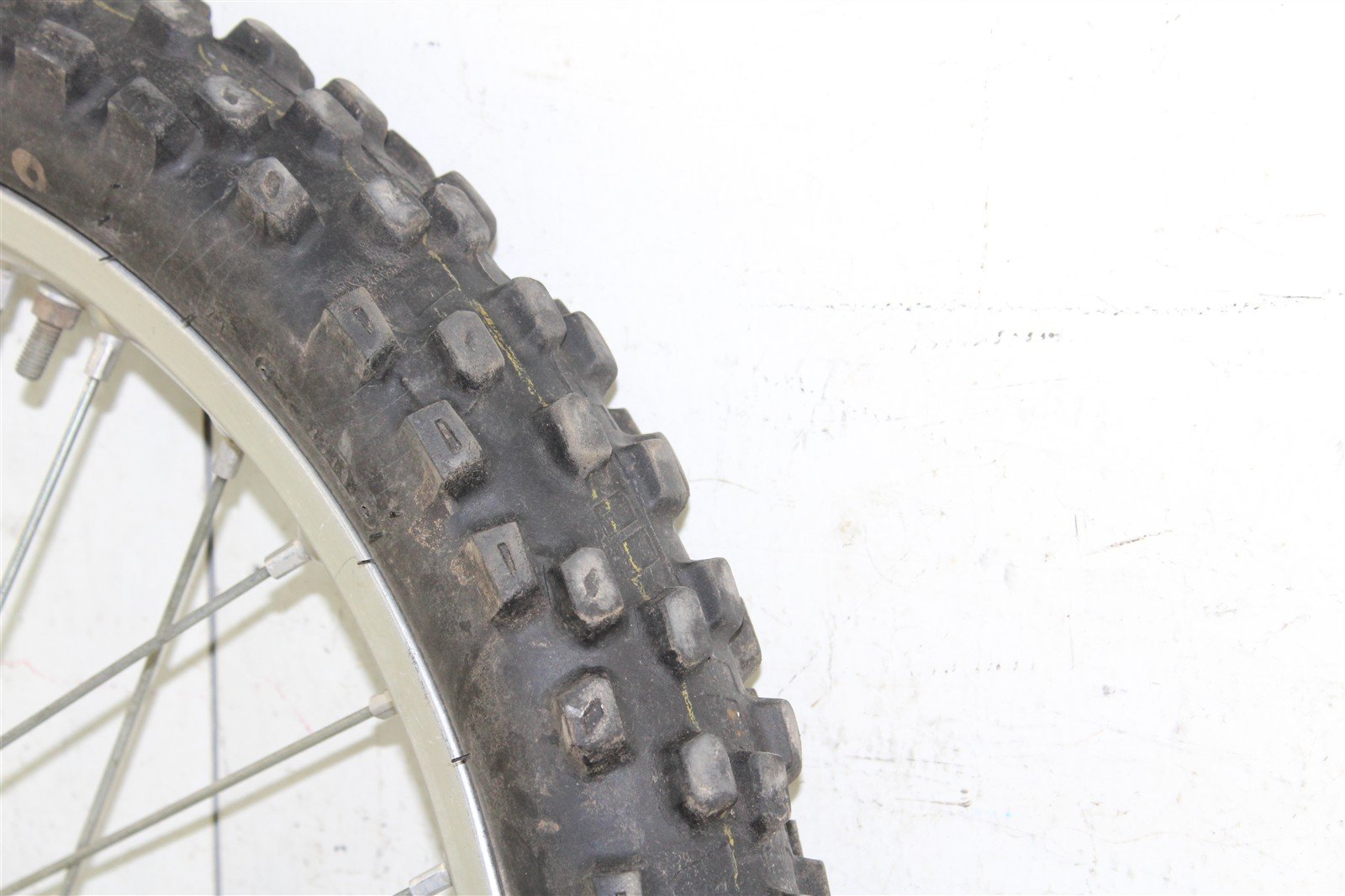 2005 Honda CRF 450R Front Wheel Rim Hub 15077