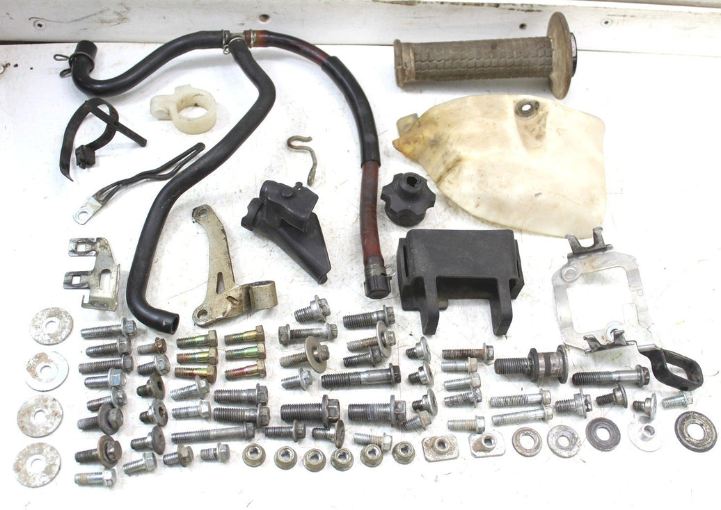 2005 Honda CRF 450R Chassis Bolt Kit Hardware Hose Guard Mount Bracket 15077