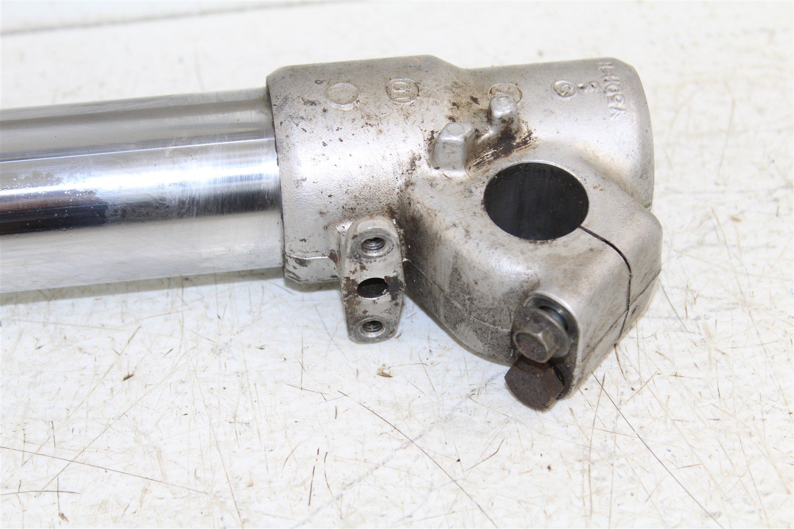 2001 Yamaha YZ 125 Fork Tubes Front Suspension Triple Clamp 55067