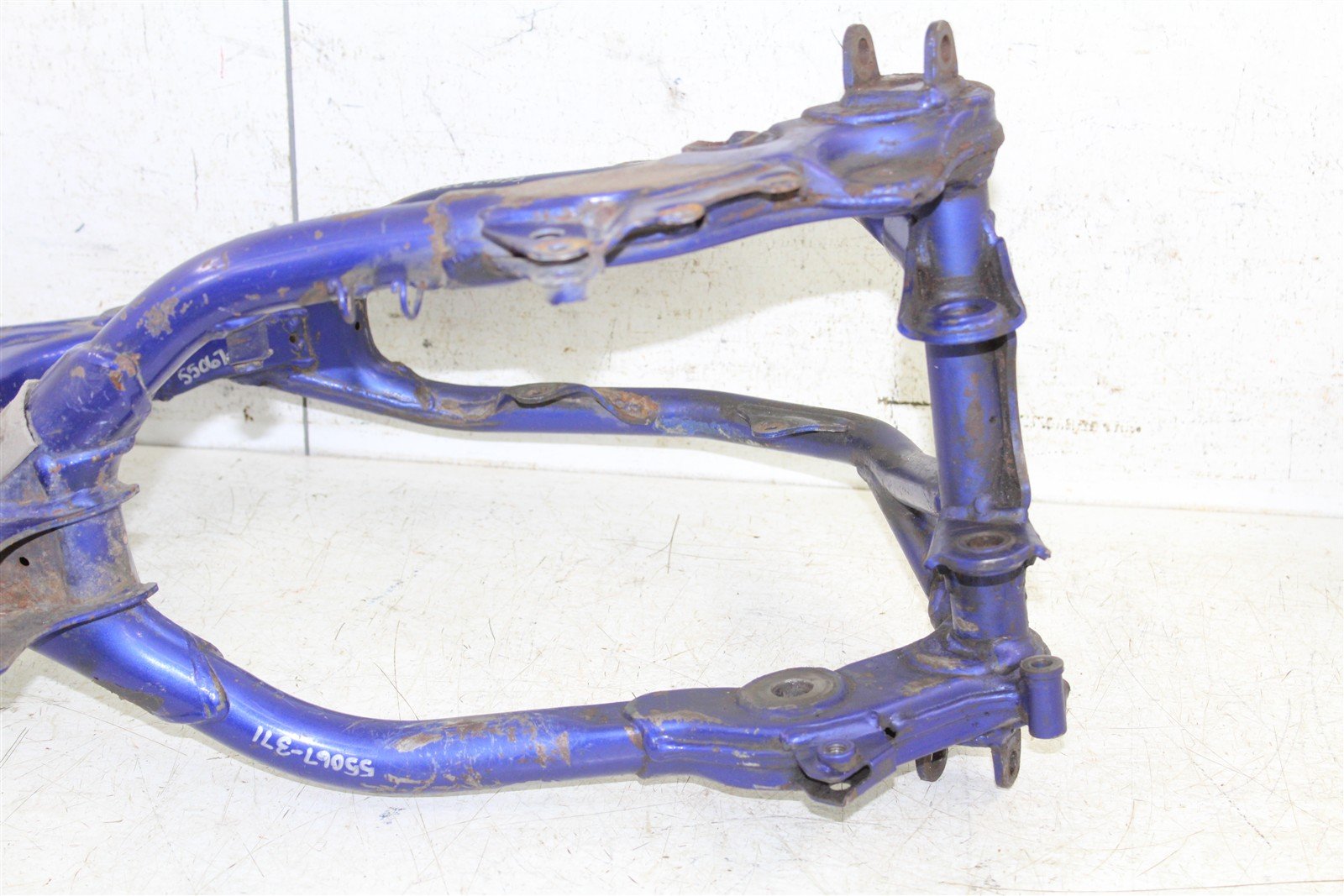 2001 Yamaha YZ 125 Main Frame Chassis BOS 55067