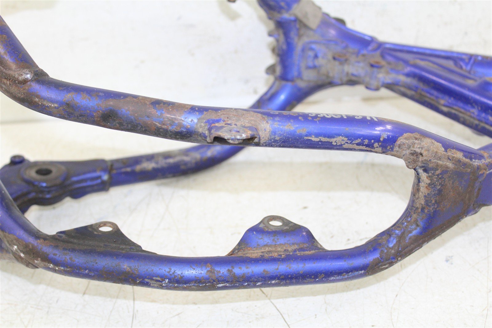 2001 Yamaha YZ 125 Main Frame Chassis BOS 55067