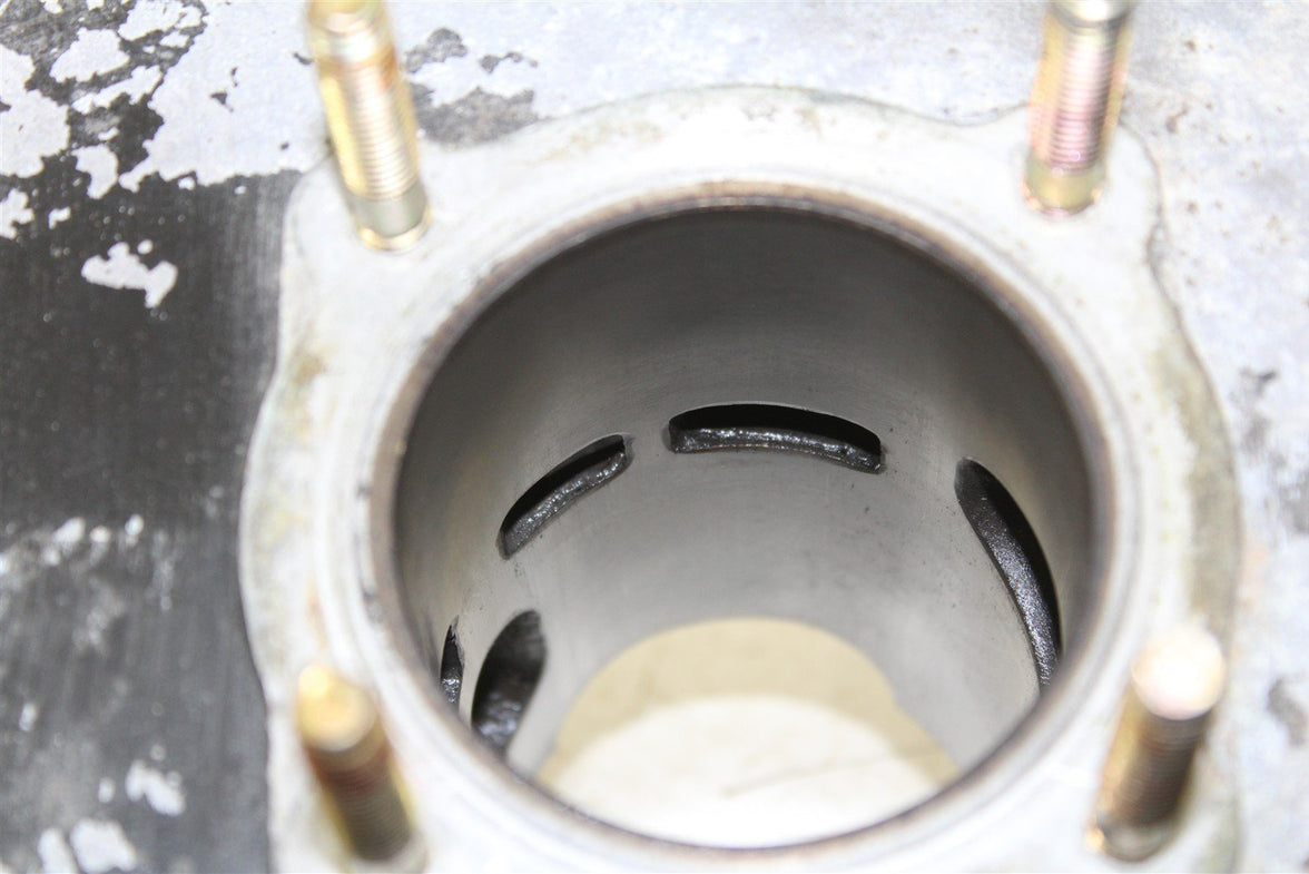 1993 Yamaha RT 180 Cylinder Jug w/ Piston 55069
