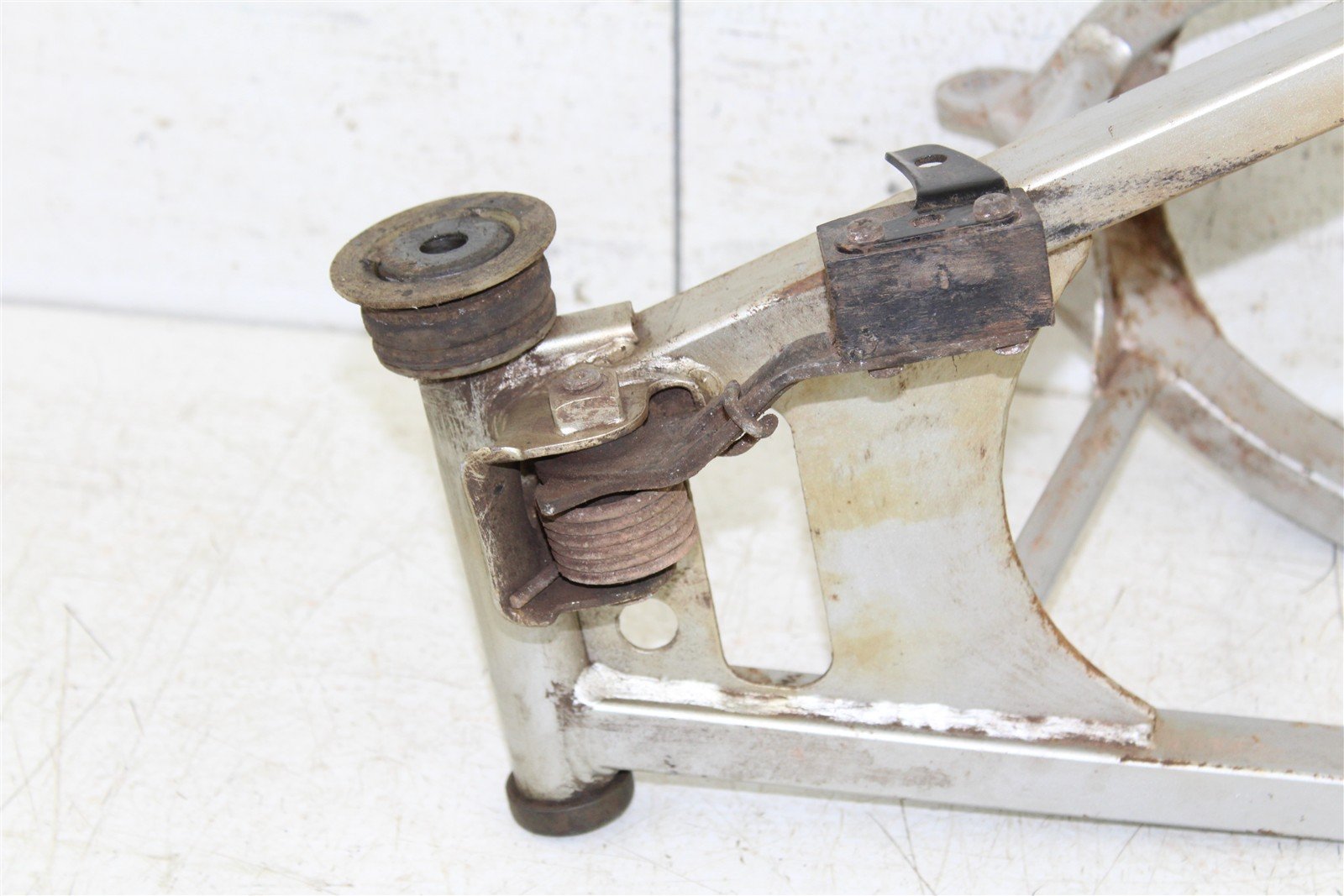 1993 Yamaha RT 180 Swingarm Swing Arm 55069