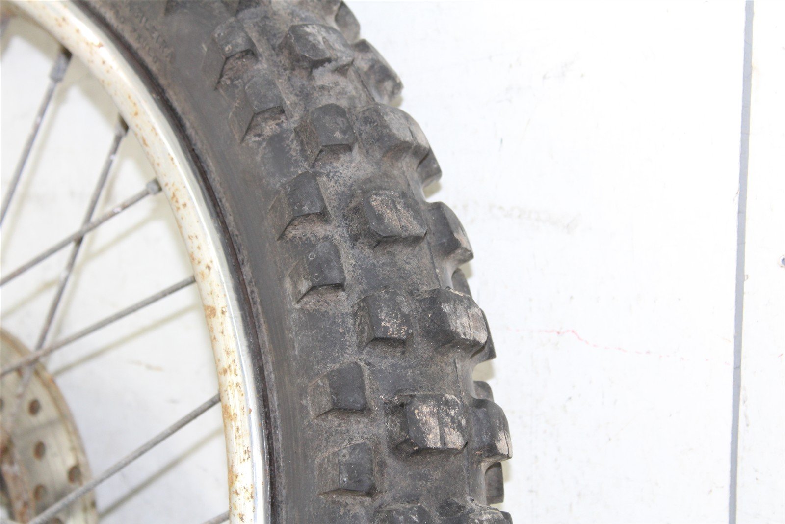 1993 Yamaha RT 180 Front Wheel Rim Hub 55069