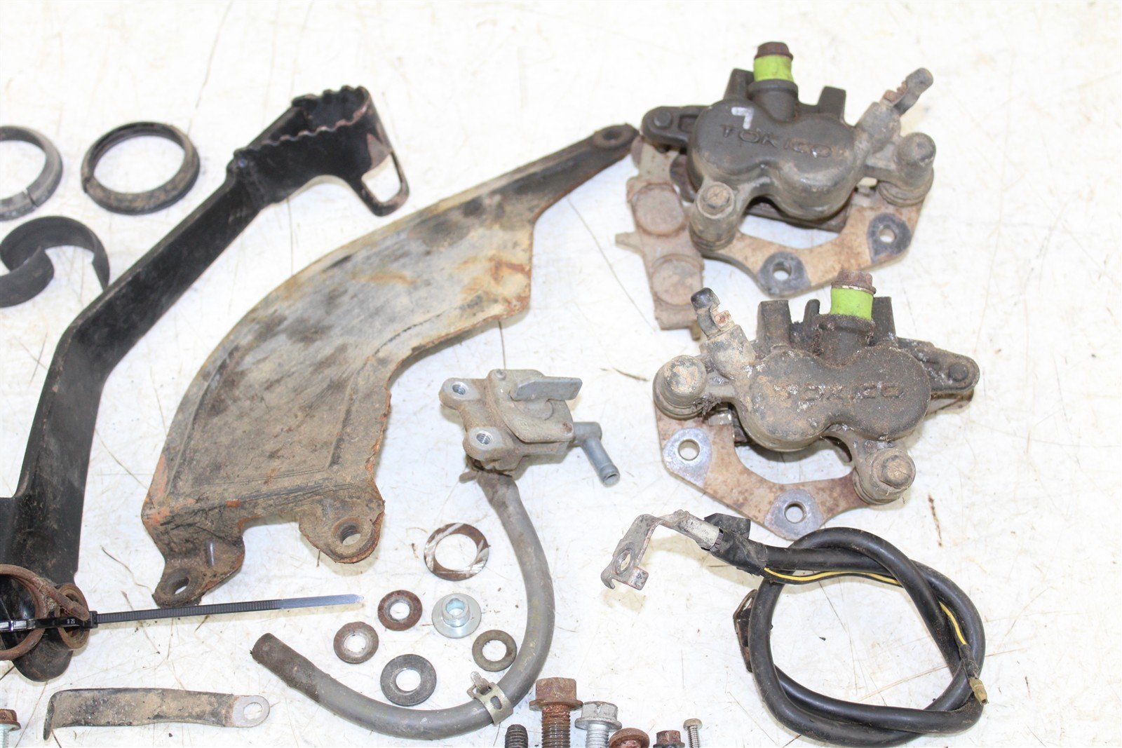 2003 Kawasaki Prairie 650 4x4 Chassis Bolt Kit Hardware Brake Calipers 24054