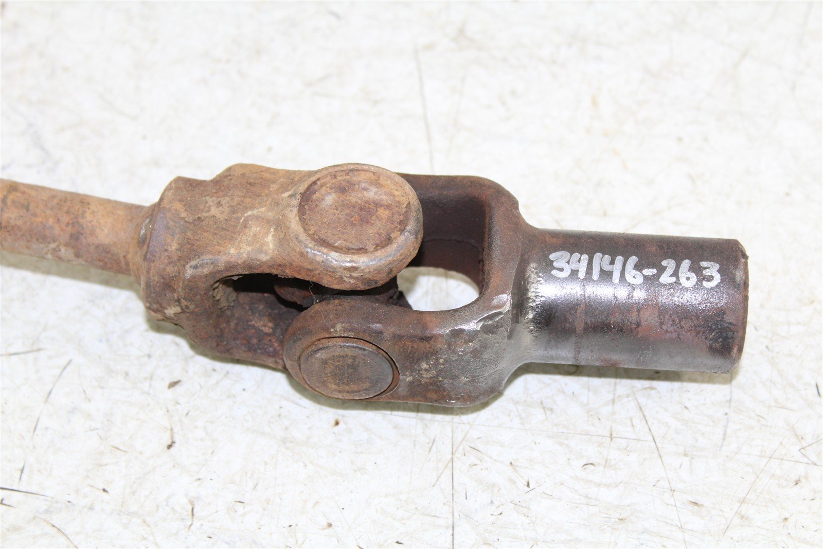 1999 Polaris Scrambler 500 4x4 Front Drive Shaft Assembly w/ Cover Guard 34146