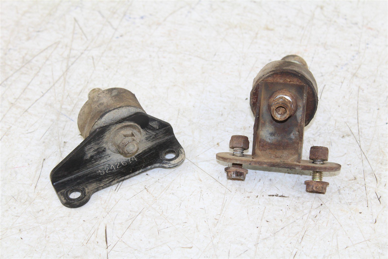1999 Polaris Scrambler 500 4x4 Engine Isolator Mounts Motor Brackets 34146