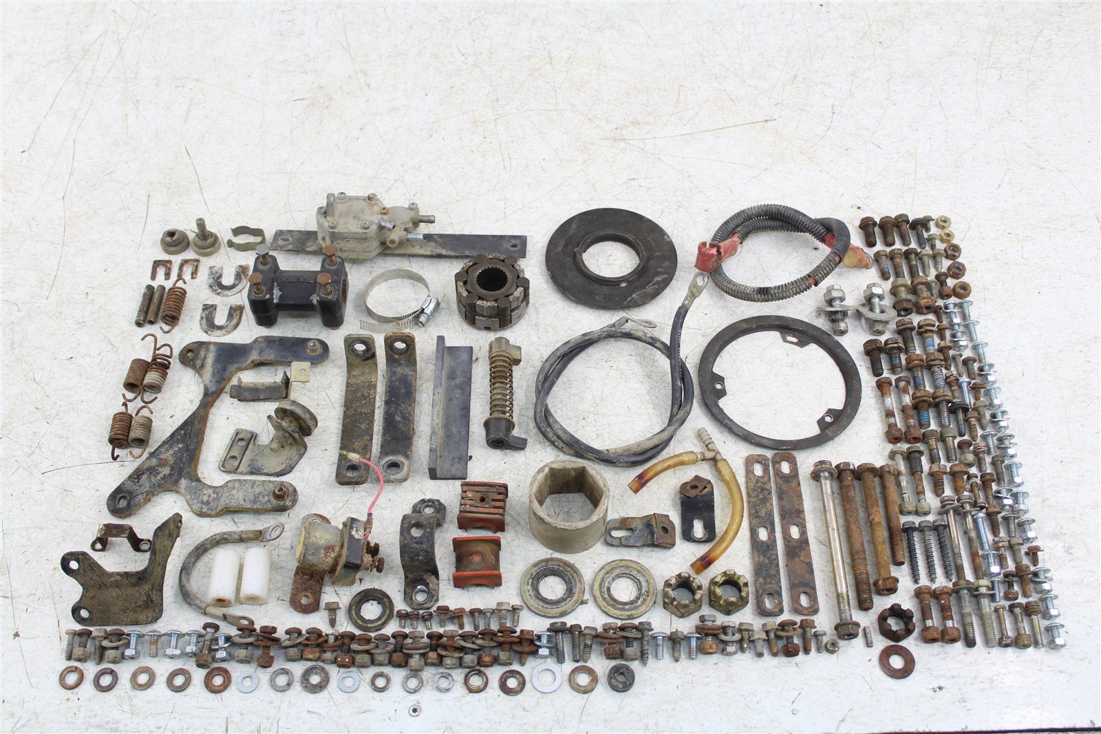 1999 Polaris Scrambler 500 4x4 Chassis Bolt Kit Hardware Bracket Mount Wire34146