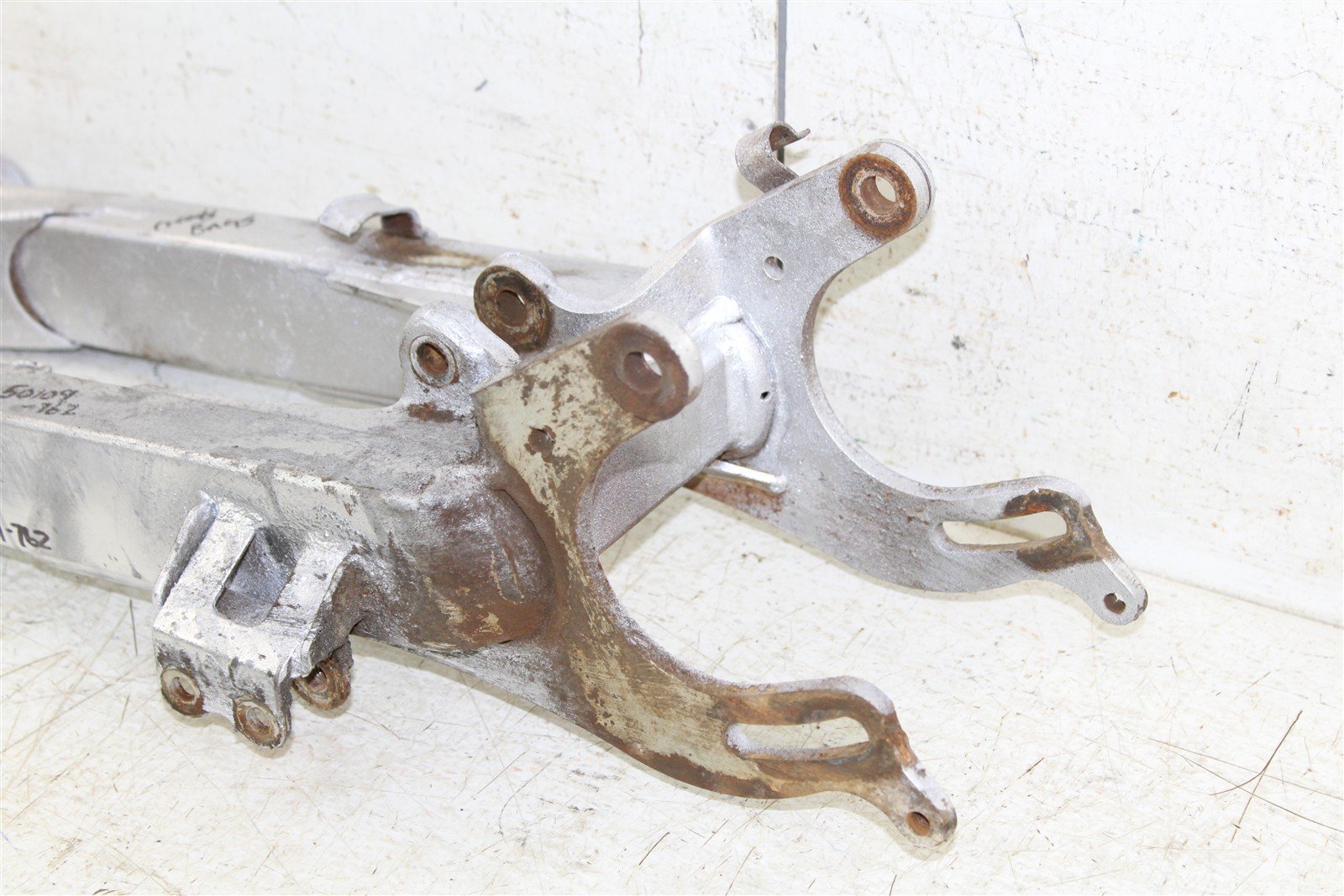 1987 Yamaha Warrior 350 Swing Arm 50109