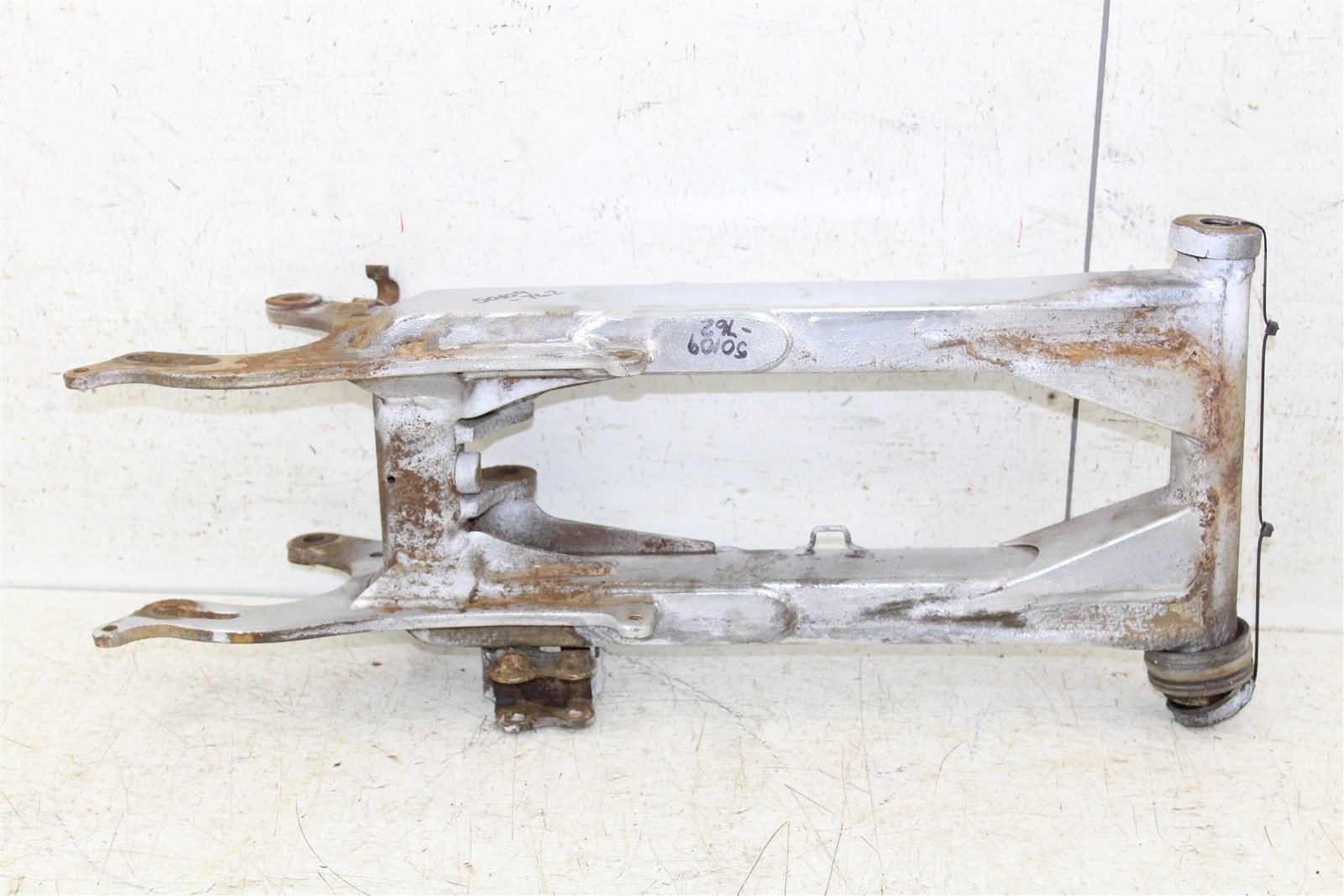 1987 Yamaha Warrior 350 Swing Arm 50109