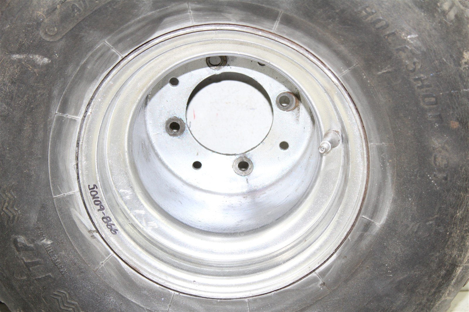 1987 Yamaha Warrior 350 Rear Wheel Set Rims 50109