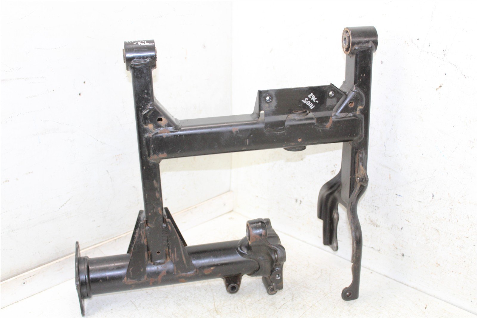 2023 Honda Foreman TRX 520 FM Swing Arm 11105