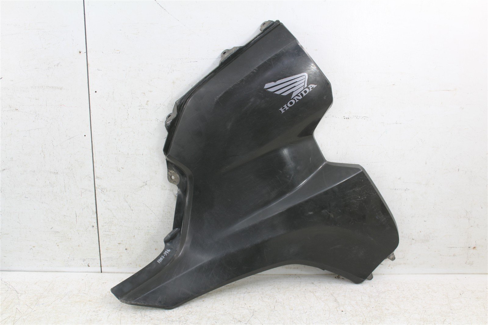 2023 Honda Foreman TRX 520 FM Right Plastic Tank Shroud Side Panel 11105