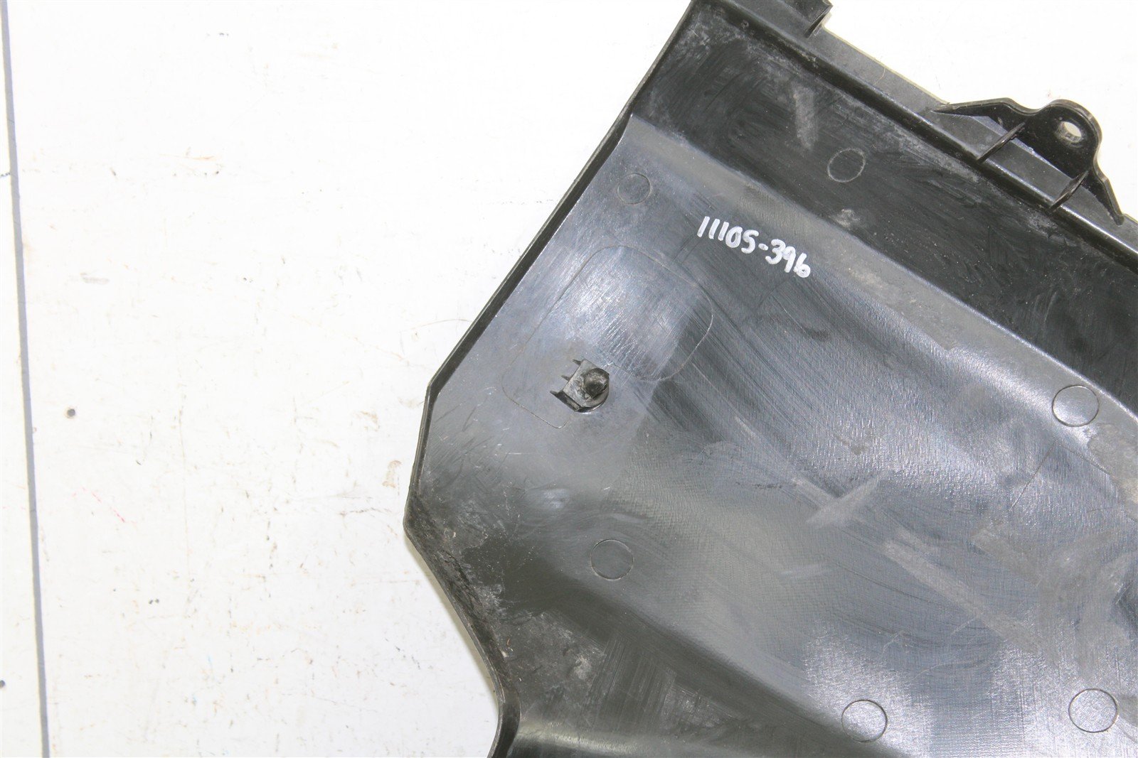 2023 Honda Foreman TRX 520 FM Right Plastic Tank Shroud Side Panel 11105