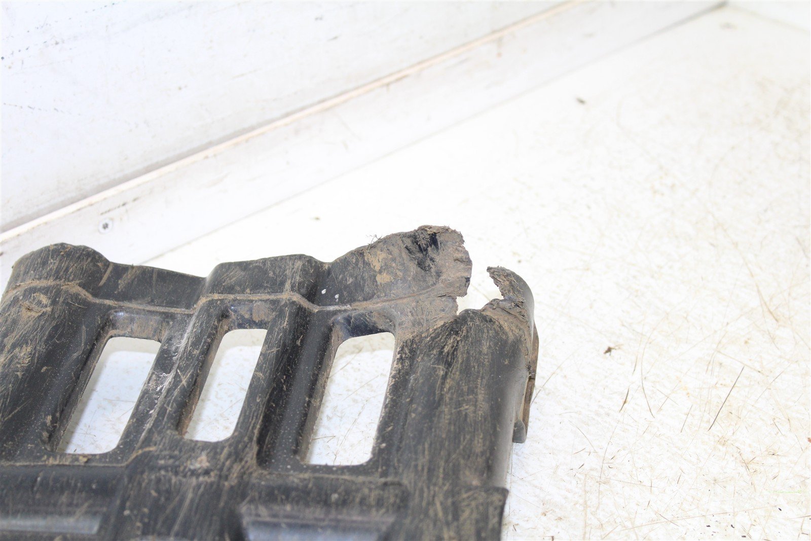 2006 Suzuki King Quad 700 4x4 Rear Frame Skid Plate Splash Guard 43054