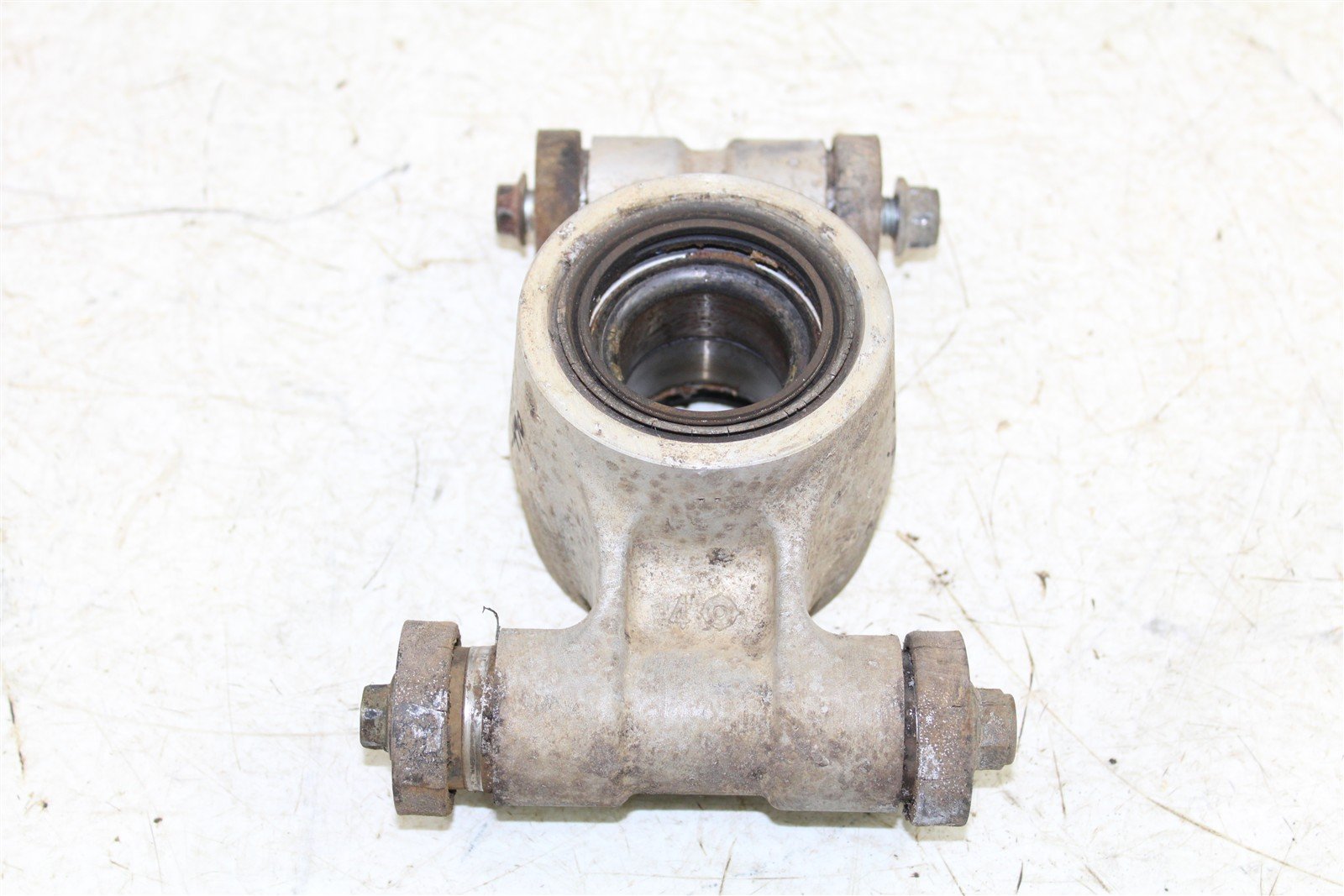 2006 Suzuki King Quad 700 4x4 Rear Left Knuckle Control Arm Mount 43054