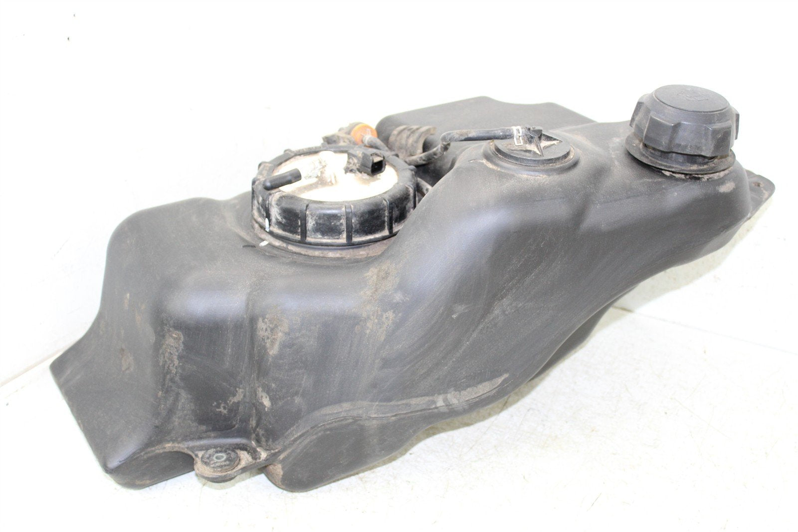 2006 Suzuki King Quad 700 4x4 Gas Fuel Tank w/ Fuel Pump Sending Unit 43054