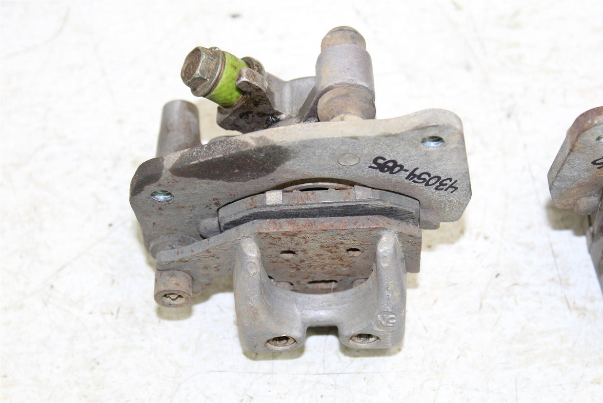 2006 Suzuki King Quad 700 4x4 Front Brake Calipers Set Left Right 43054