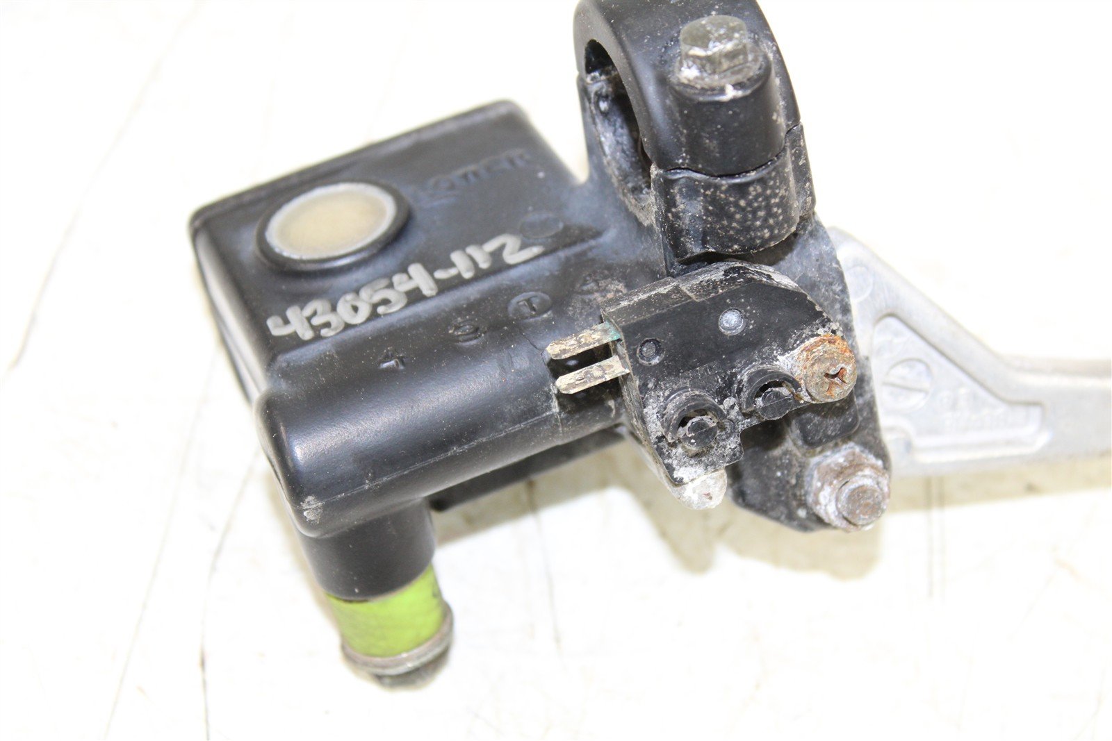 2006 Suzuki King Quad 700 4x4 Front Brake Master Cylinder Lever 43054