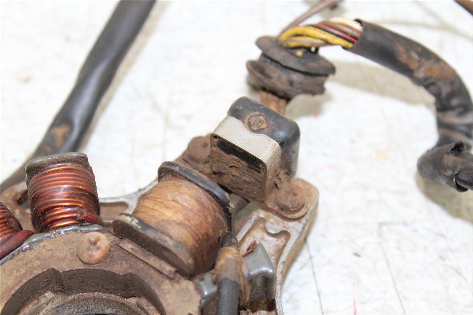 1994 Polaris 400L 4x4 Stator Magneto Generator Coil 34147