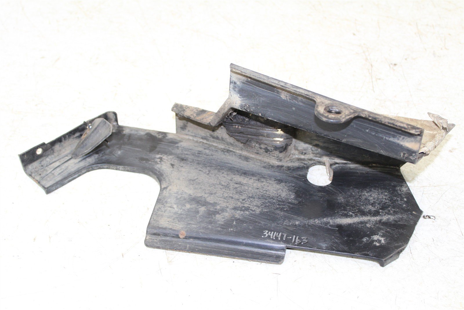 1994 Polaris 400L 4x4 Front Drive Chain Guard Guide 34147