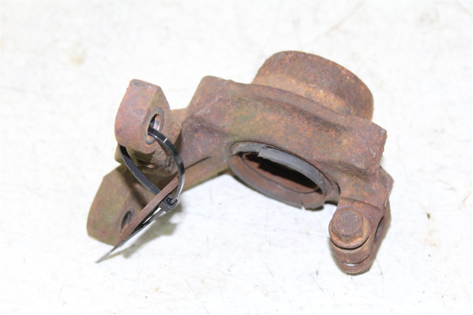 1991 Yamaha Big Bear 350 4x4 Front Right Knuckle Control Arm Mount 50110