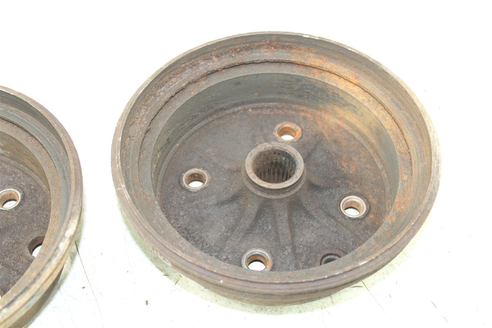 1991 Yamaha Big Bear 350 4x4 Front Brake Drums Hubs 50110