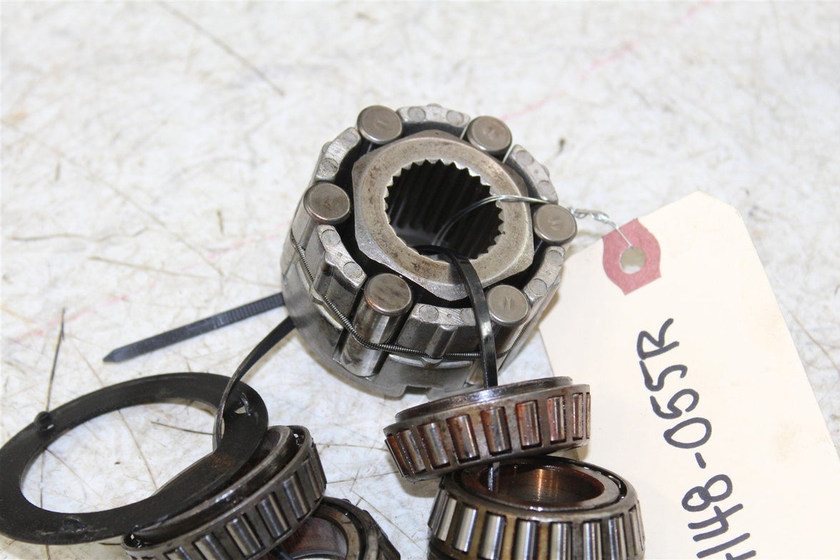 2000 Polaris Magnum 325 4x4 Front Right Axle Hilliard Clutch Bearings 34148