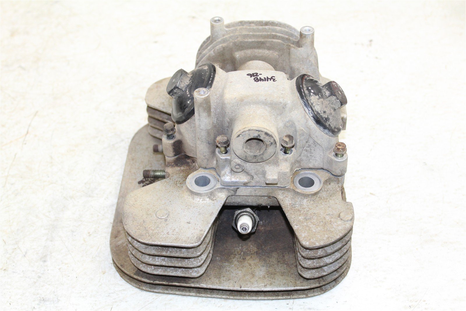 2000 Polaris Magnum 325 4x4 Cylinder Head Valve Cover Intake Exhaust 34148