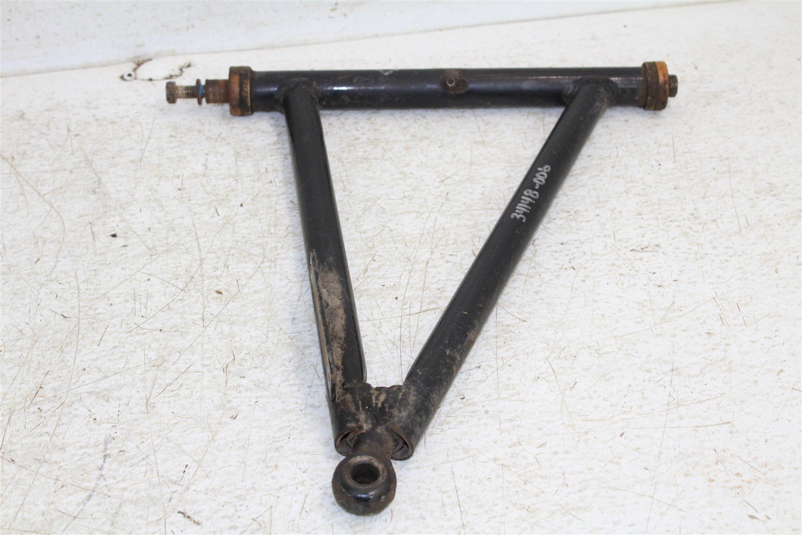 2000 Polaris Magnum 325 4x4 Front Left Control A Arm 34148