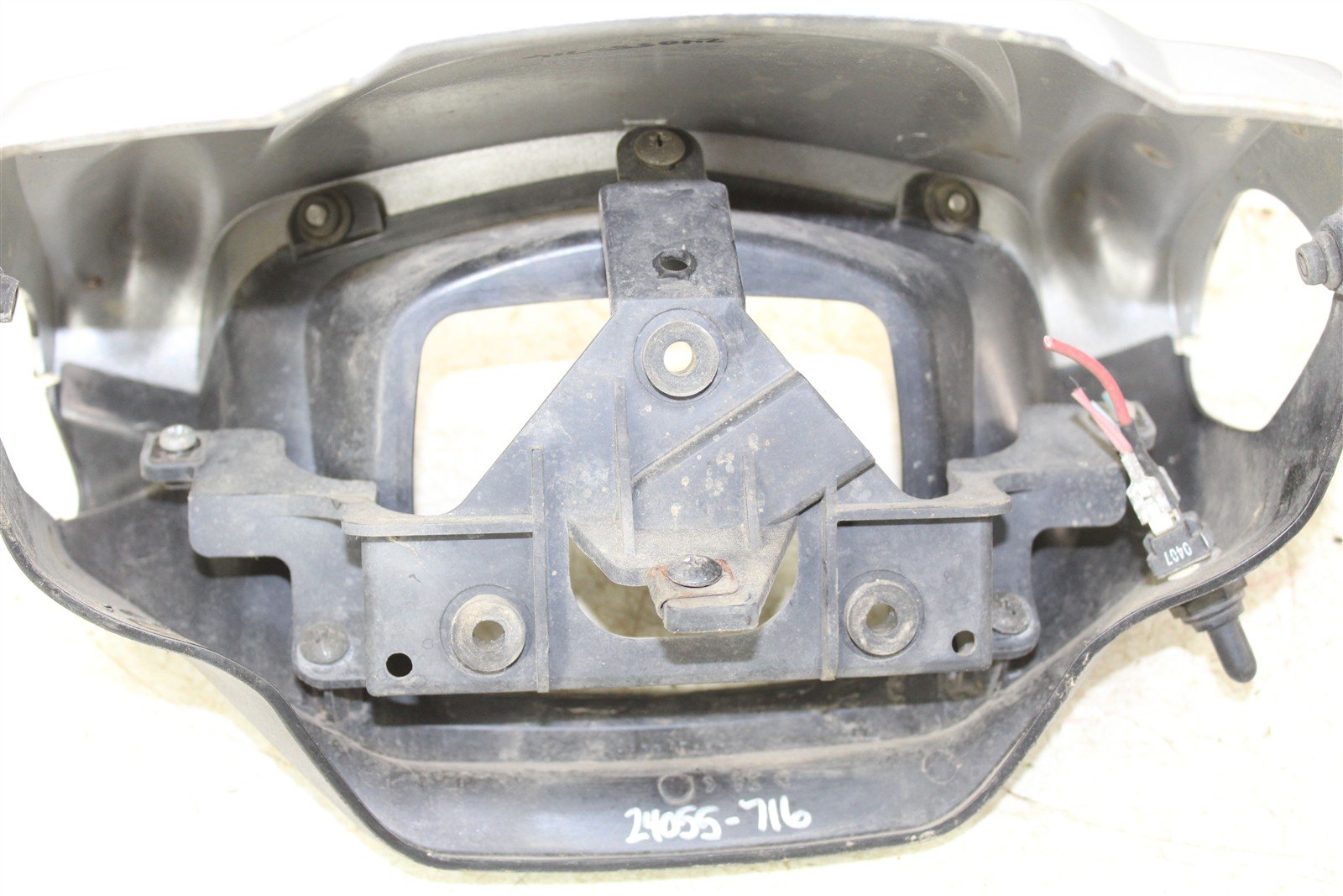 2006 Kawasaki Brute Force 750 4x4 Handle Bar Cover Speedometer Housing 24055