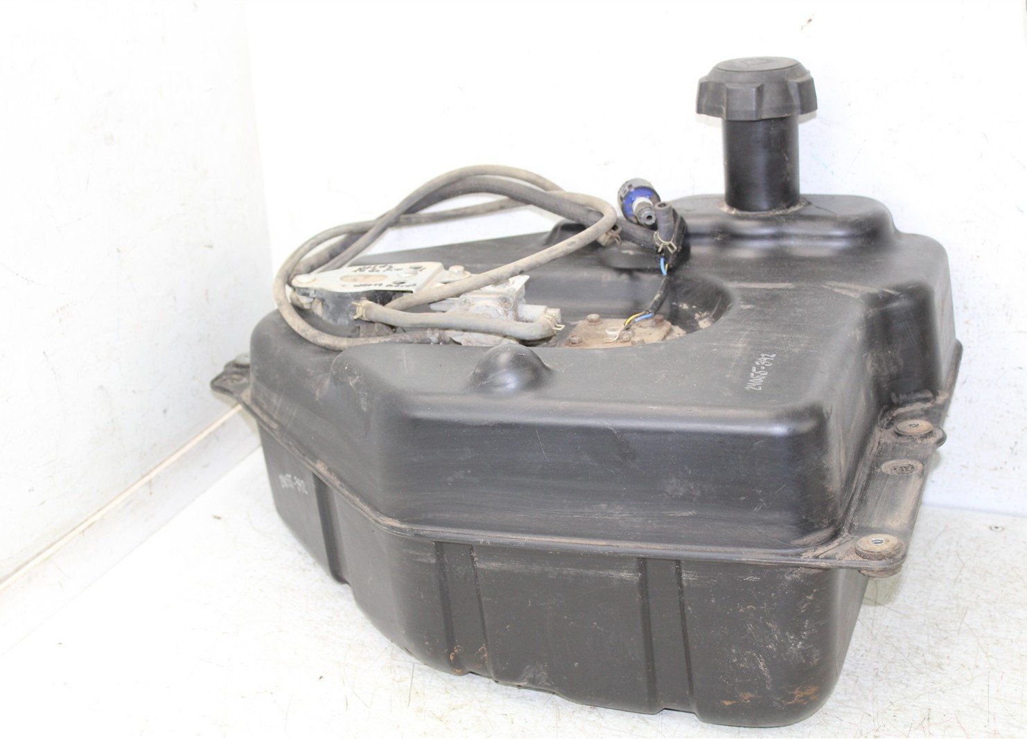 2006 Kawasaki Brute Force 750 4x4 Gas Fuel Tank 24055